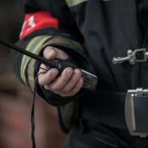 Walkie talkie radios and halt trowels for the fire brigade and the police Walkie talkie radios and halt trowels for the fire brigade and the police